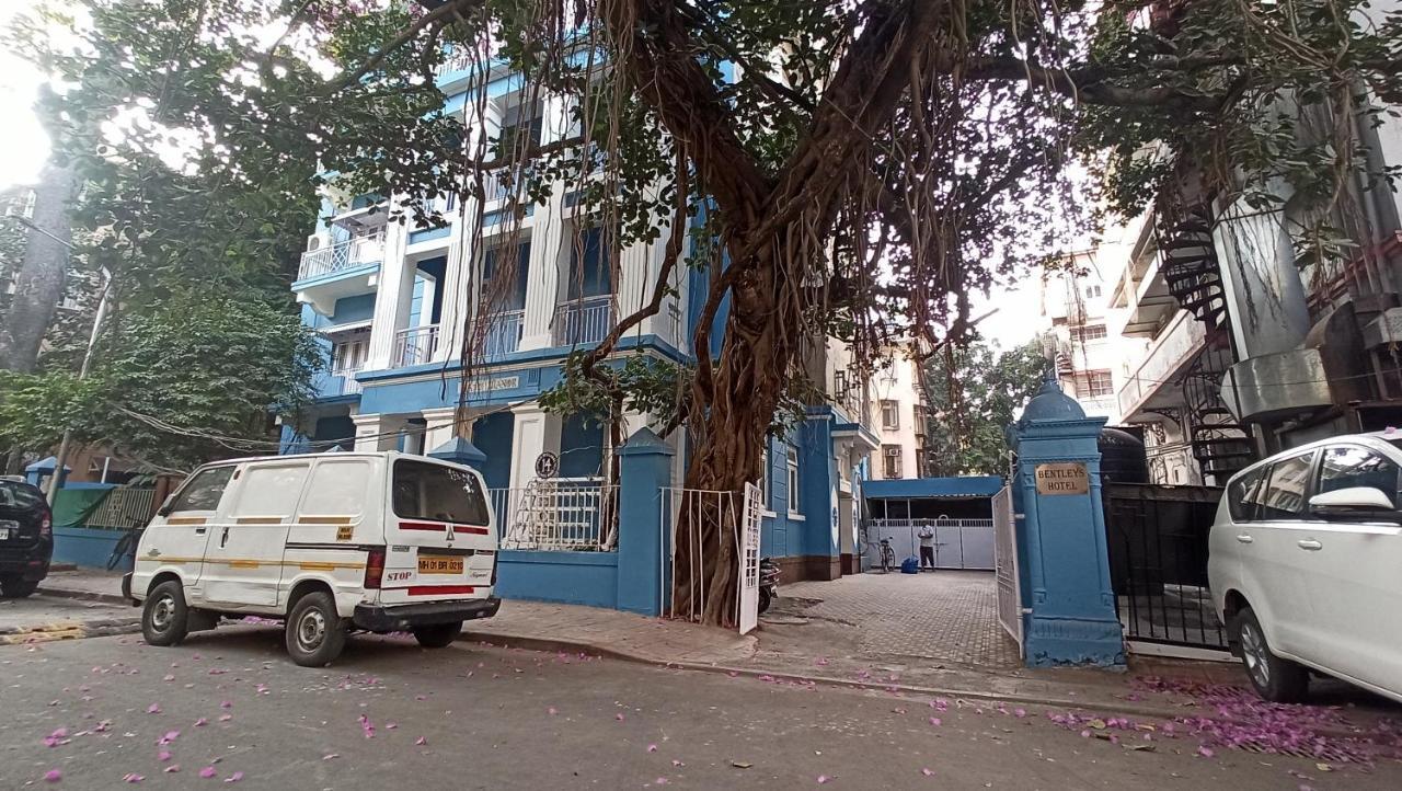 Bentleys Hotel Mumbai Exterior foto