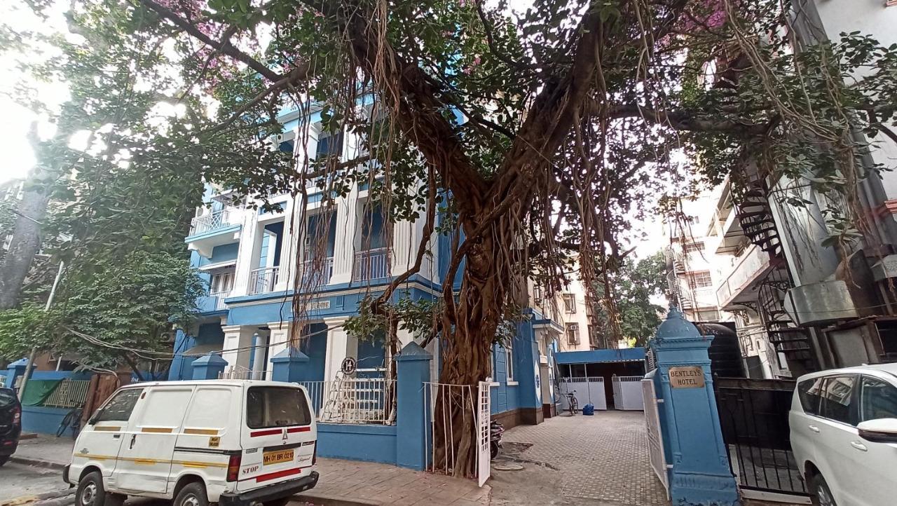 Bentleys Hotel Mumbai Exterior foto