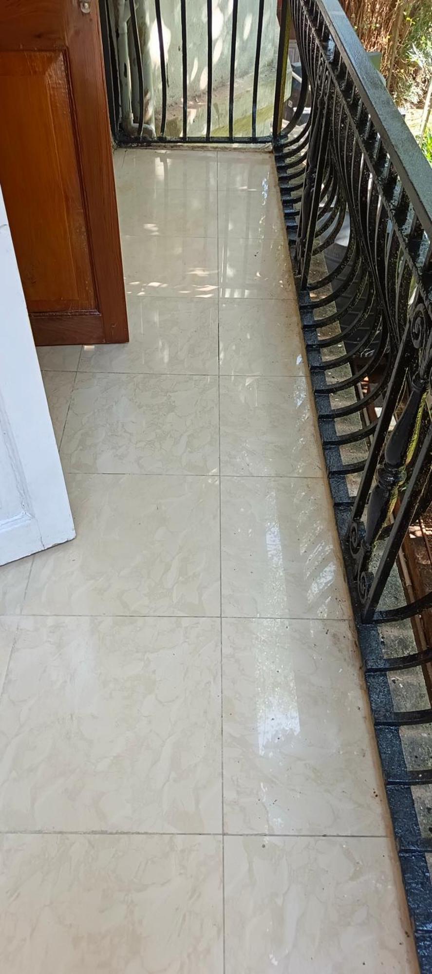 Bentleys Hotel Mumbai Exterior foto