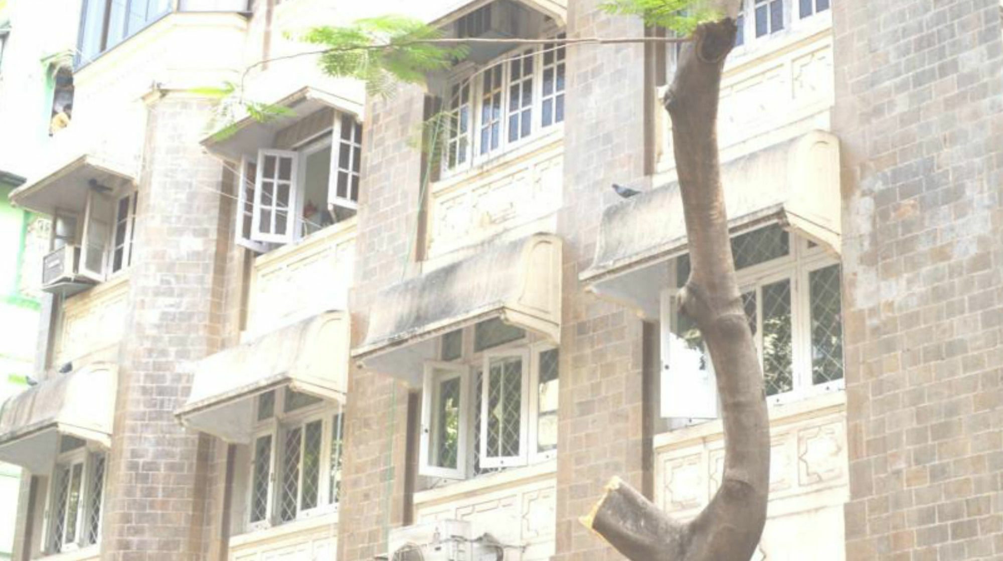 Bentleys Hotel Mumbai Exterior foto